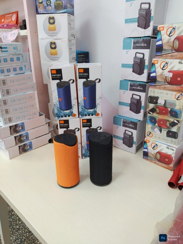 Producto - Parlante portátil 2 colores