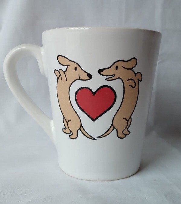 Producto - TAZA CONICA HILDA SALCHICHA