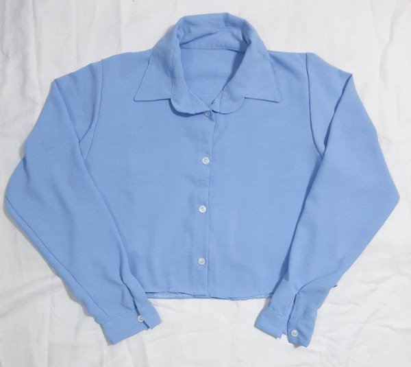 Producto - Camisa crop de crep [celeste]