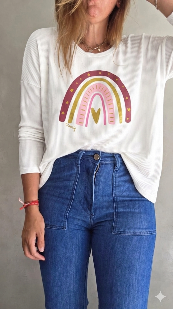 Producto - Remera Arcoiris borgoña