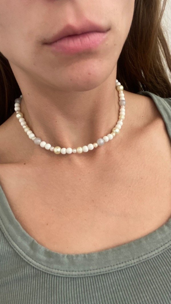 Producto - Gargantilla perlas blancas