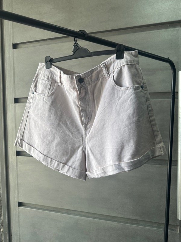 Producto - SHORT BEIGE