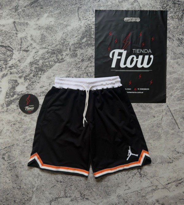 Producto - Short Jordan Full Negro con naranja