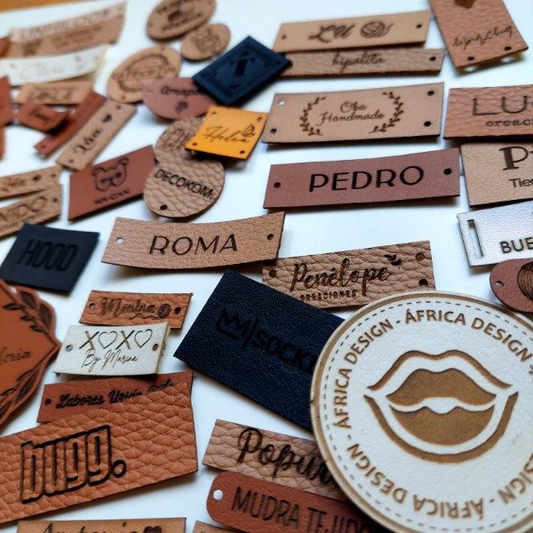 Producto - Etiquetas de ecocuero personalizadas