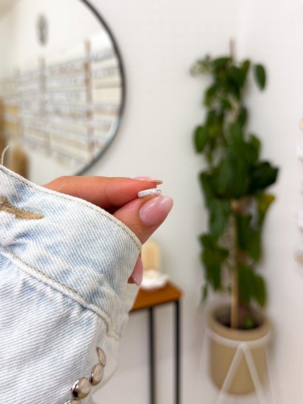 Producto - Ear cuff acero blanco micropave