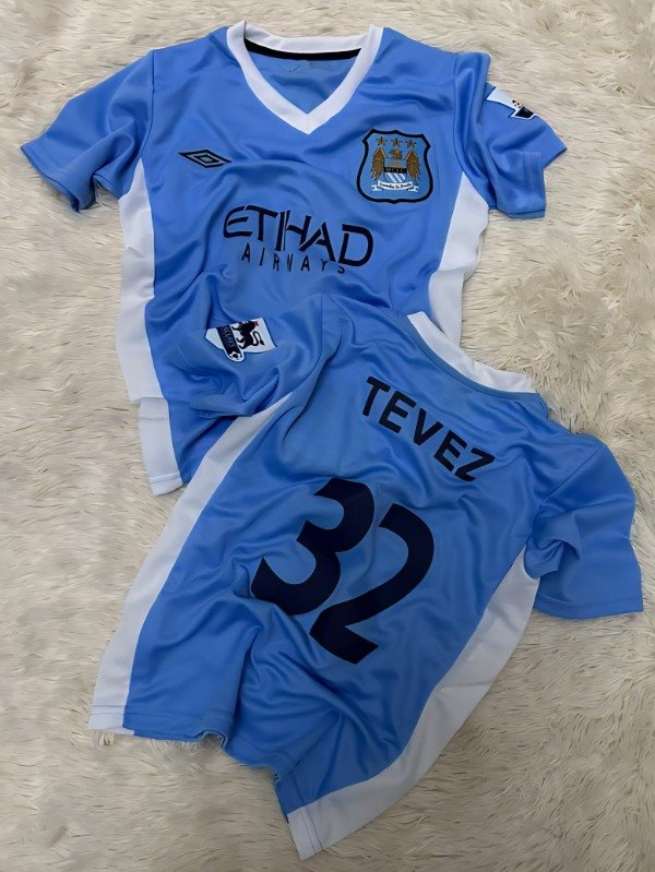 Producto - Camiseta Manchester City Retro Tevez Niño