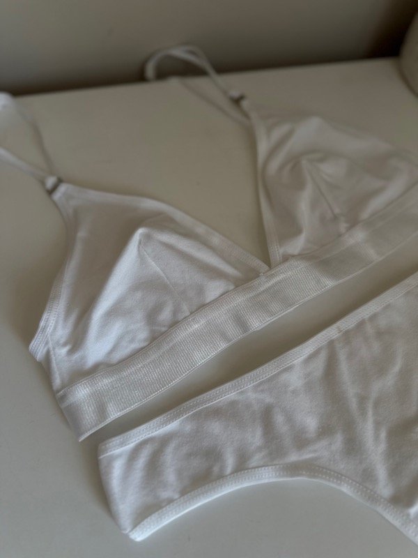 Producto - Conjunto infaltable algodón blanco (Less fija) - 1