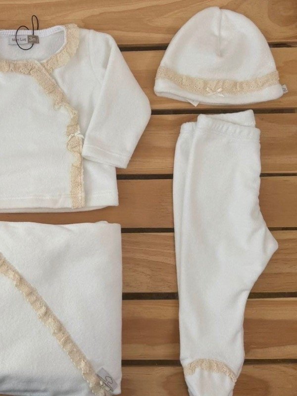 Producto - Batita y Ranita de Plush Manteca con Puntilla