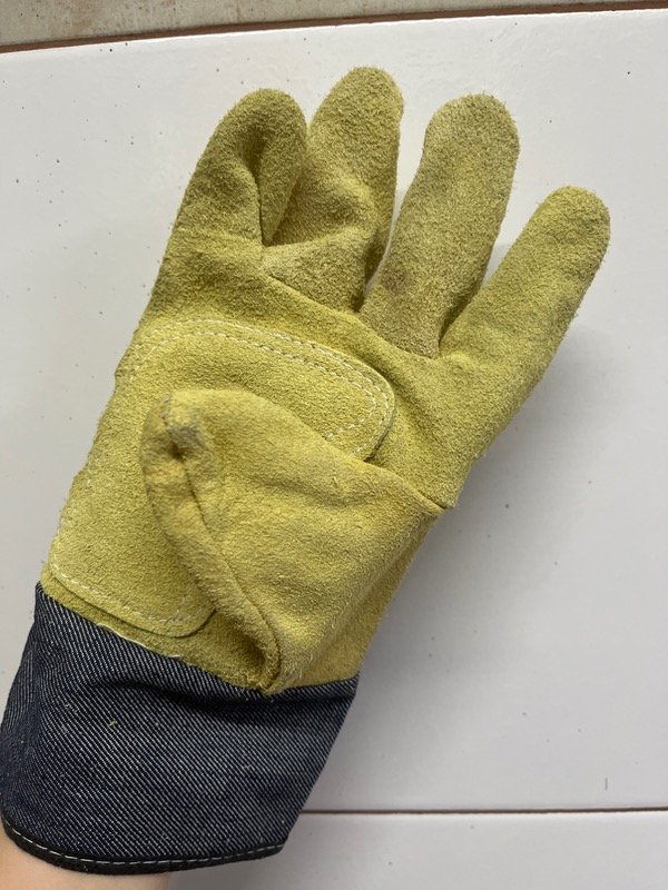 Producto - GUANTE DESCARNE AMARILLO CORTO (GDAC) x Par - GUA007