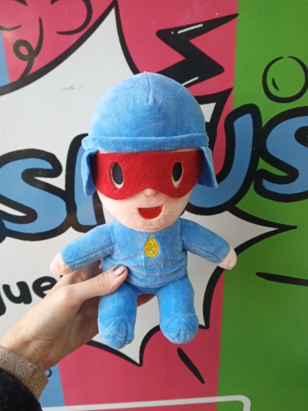 Producto - Peluche Pocoyo Heroe