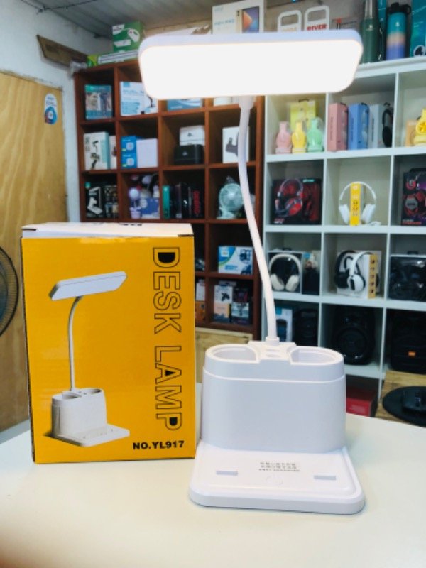 Producto - Lámpara Led con Porta Lapiceras