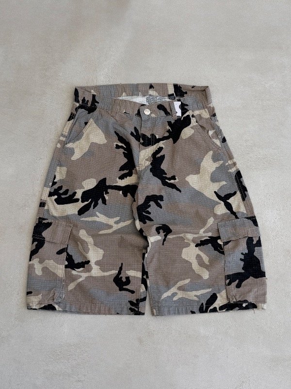 Producto - BERMUDA BAGGY CARGO CAMUFLADA - 0