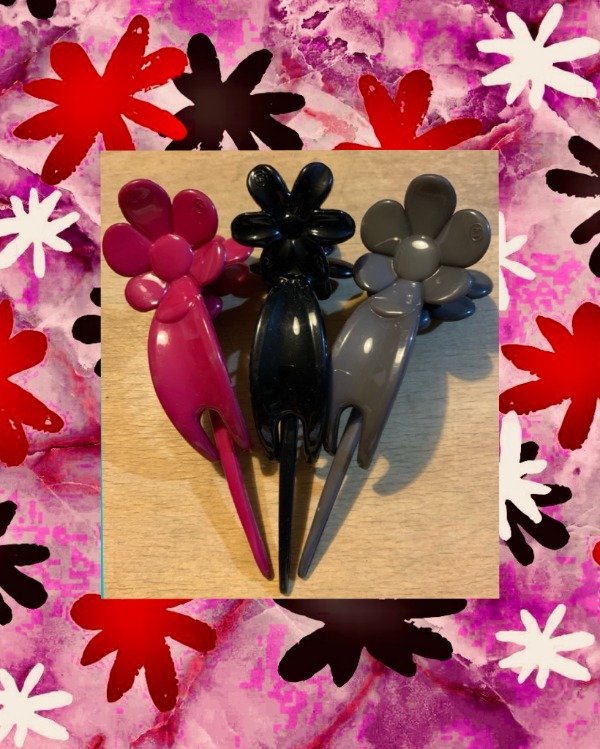 Producto - Pack de ganchos Flores grandes x3u. Rojo.Negro.Gris