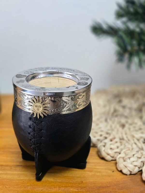 Producto - Mates CON APLIQUE DE BRONCE