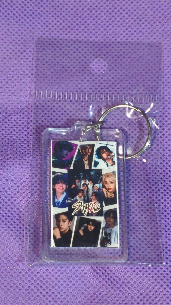 Producto - Llavero STRAY KIDS- 4 - 0