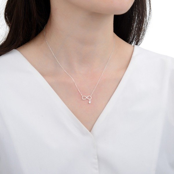 Producto - Collar infinito y punto de luz - 1