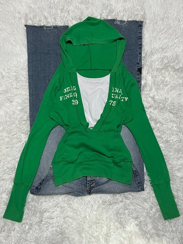 Producto - Camiseta y2k talle M-L
