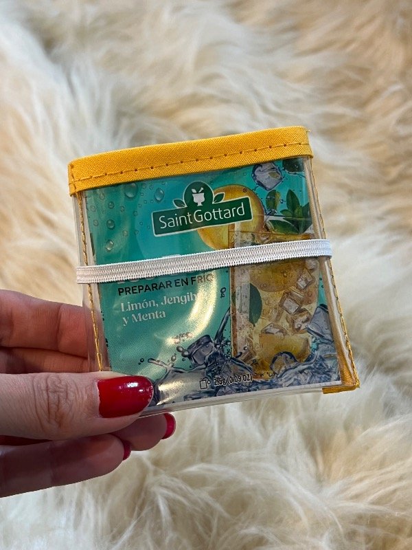 Producto - Porta te con elástico AMARILLO