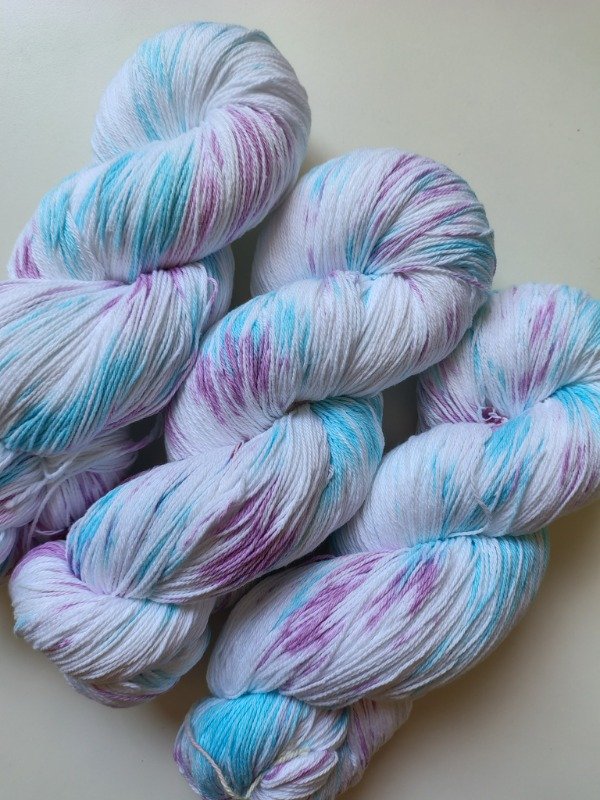 Producto - Orquidea galaxia. Fingering - Hilo de algodón 8-3.