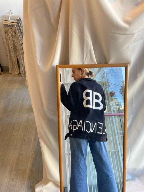Producto - Campera Balenciaga