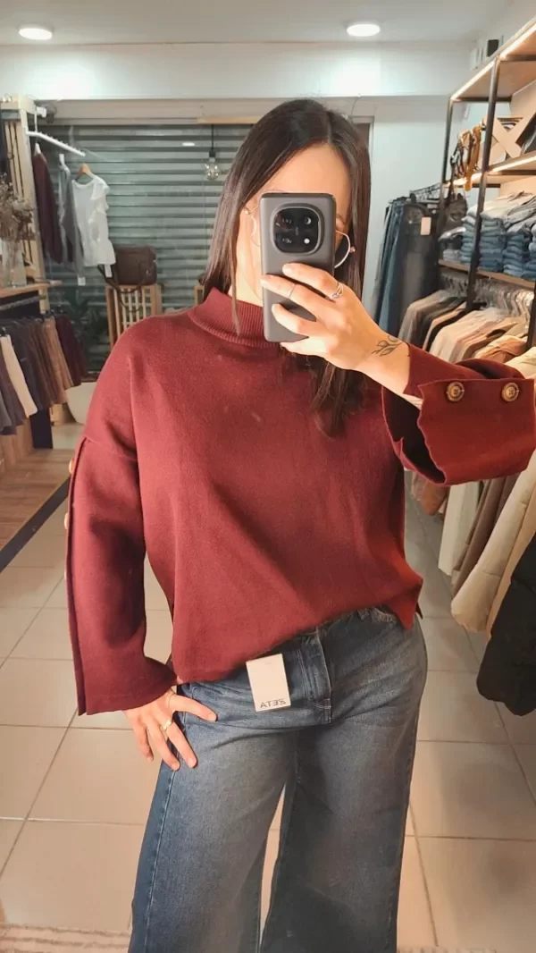 Producto - Sweater vino botones - 3