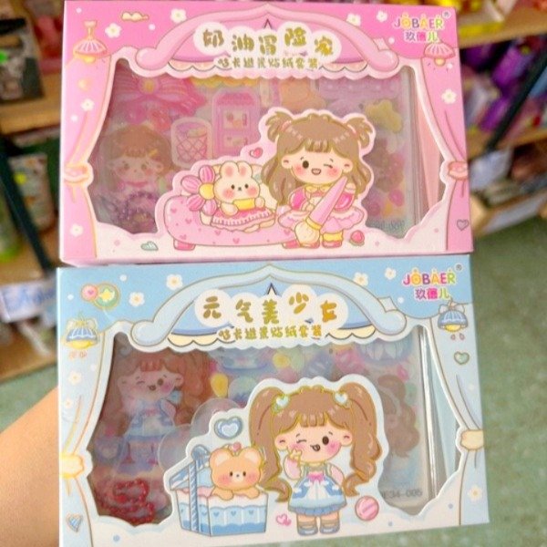 Producto - Stickres kawaii más llavero