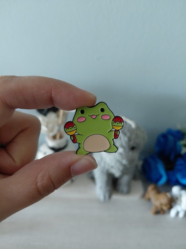 Producto - Pin metalizado - Rana #1803