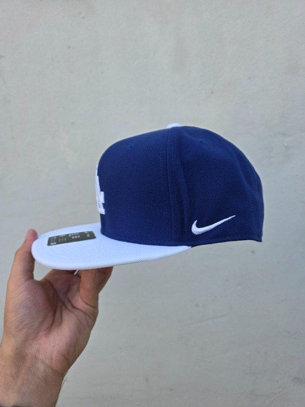 Los Angeles Dodgers Nike Two-Tone Snapback Hat - Blue/White 2026 — imagen 3
