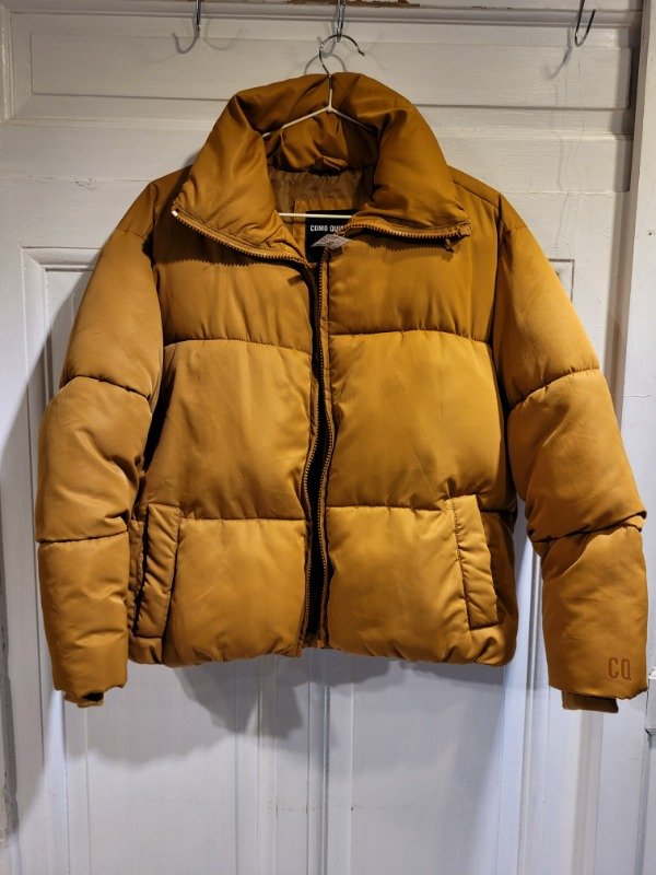 Producto - Campera COMO QUIERES beige de pluma nueva- Talle XS- PRECIO: 100x - 0
