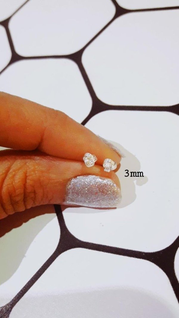 Producto - Aros de Plata Nudos 3mm (por par)