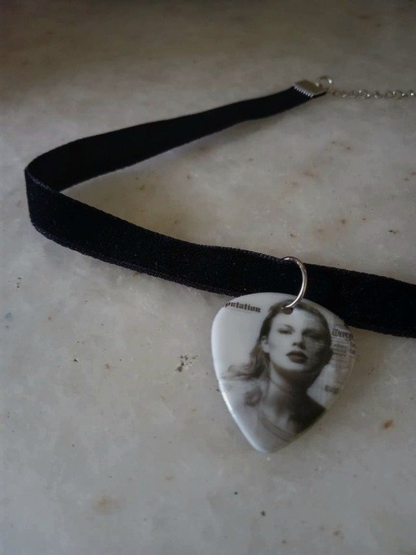 Producto - COLLAR TAYLOR REPUTATION