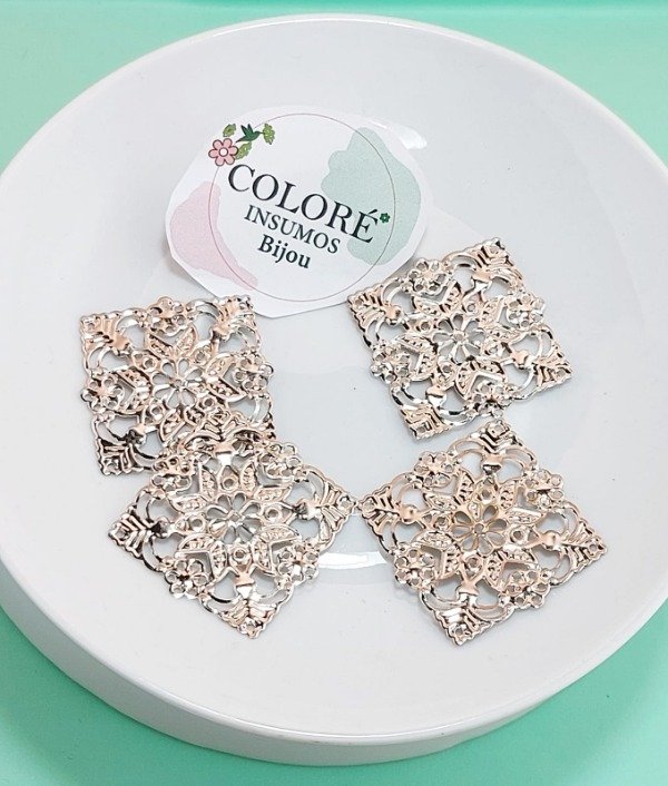 Producto - Filigrana Cuadrado Flor (Precio Por unidad)
