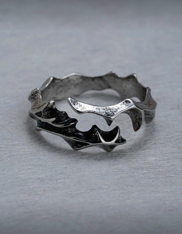 Producto - Anillo alt goth 6