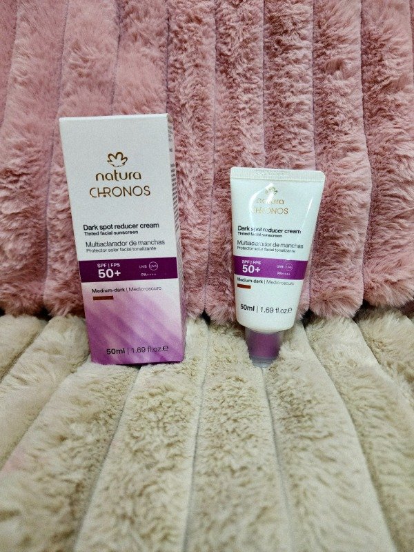 Producto - C8 S19 Multiaclarador de Manchas Protector Solar facial Tono Chronos Natura