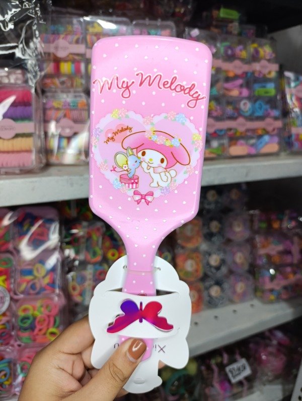 Producto - Cepillos grandes de Sanrio rosas