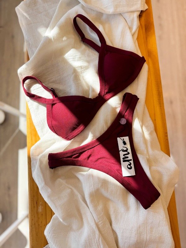 Producto - BIKINI CAPRI LISA