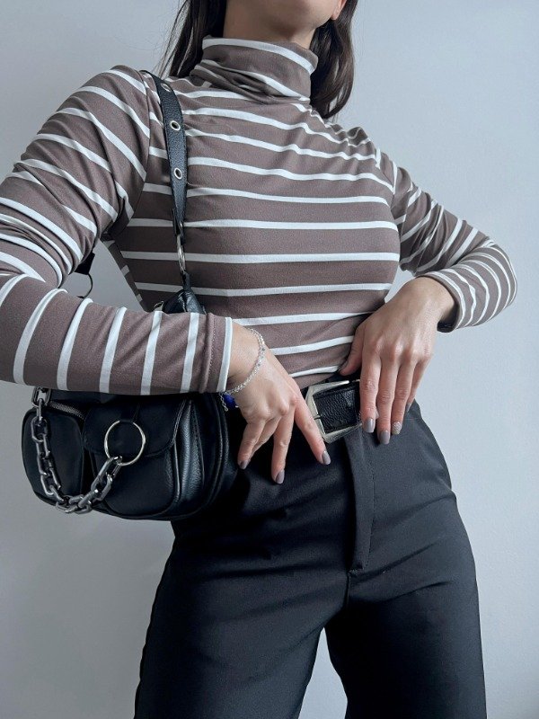 Producto - POLERA AMIRA