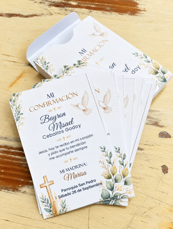 Producto - 30 Estampitas Personalizadas con Cajita para Comunion Bautismo Primer año - 1