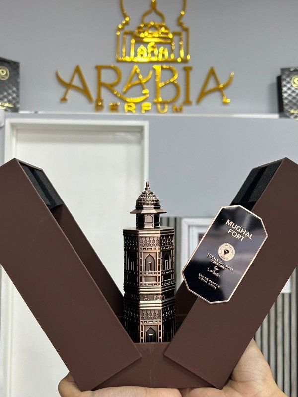 Producto - Mughal Fort Niche Emerati Lattafa