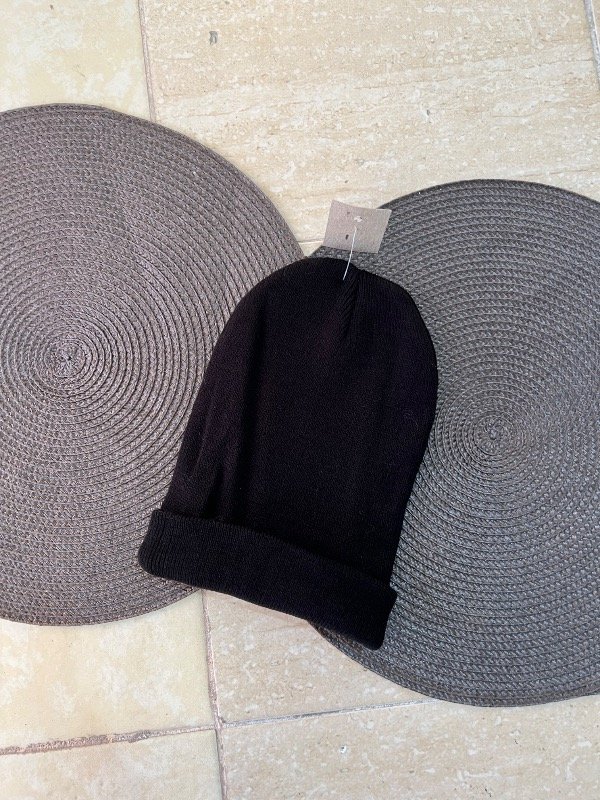 Producto - Gorrito NEGRO