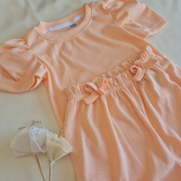 Producto - Conjunto moñitos coral