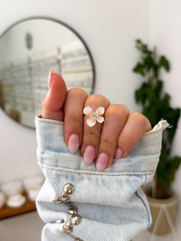 Producto - Anillo acero blanco flor naranja y blanca talle 6