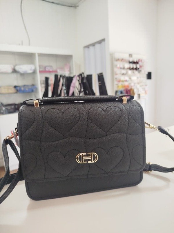Producto - Cartera Fashion negra corazon