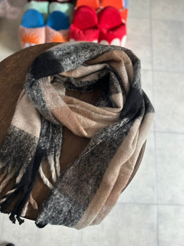 Producto - Bufandón Nube Marrones