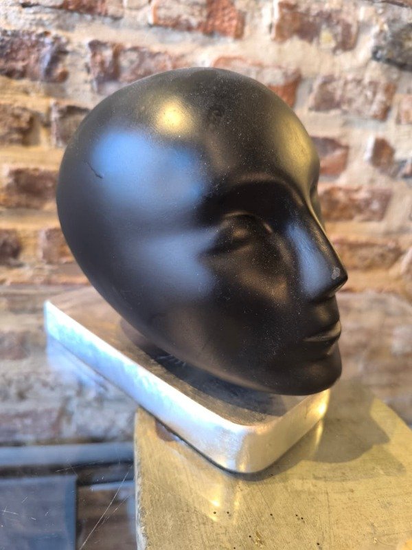Producto - Objeto Deco / Cabeza Black / M: 22 cm x 10 cm x h 20 cm