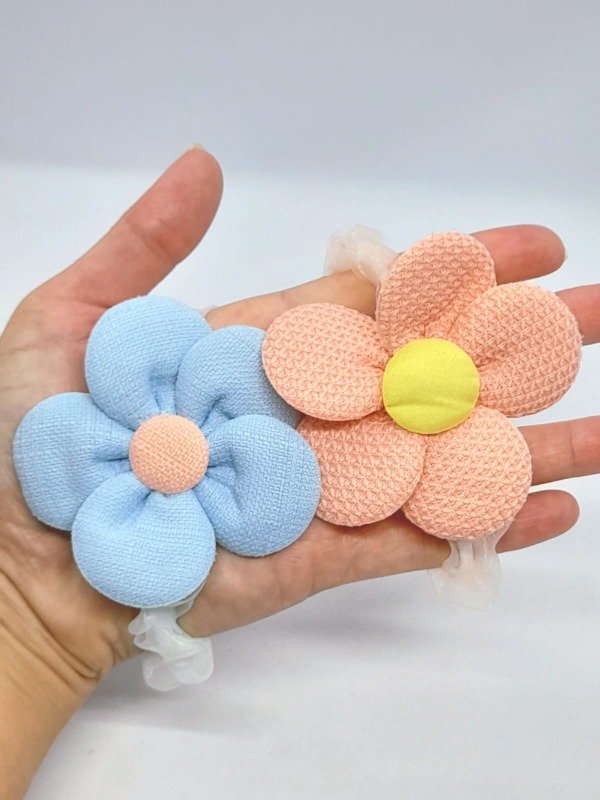 Producto - Chuflin con aplique de flor 01