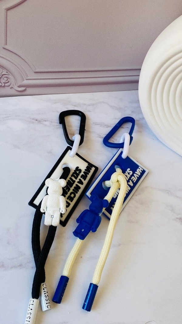 Producto - LLAVEROS CHARMS 01