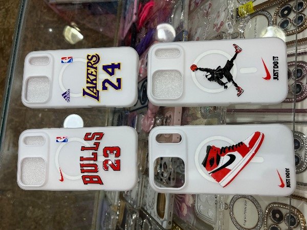 Producto - Fundas Marca iPhone 16/pro/pro max/17/pro/pro max - 4