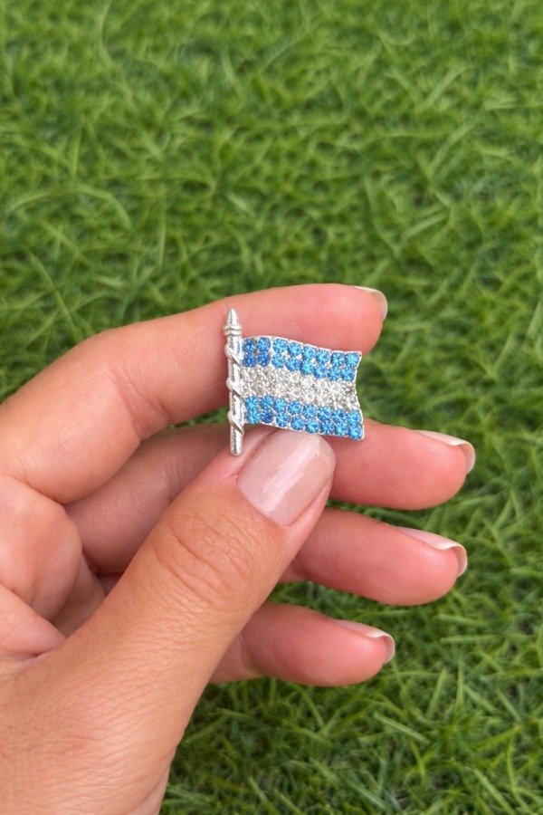 Producto - Escarapela Metálica Bandera strass