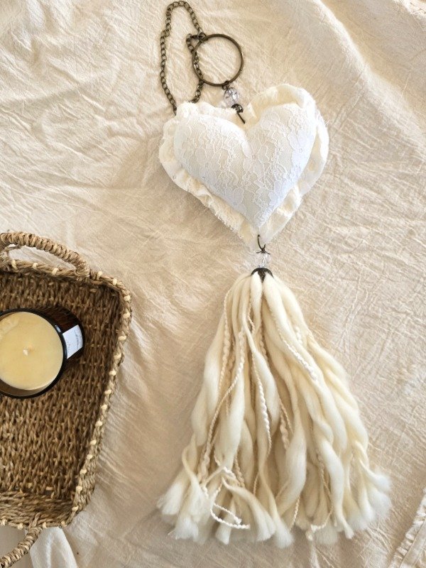 Producto - Borla Corazón de tela